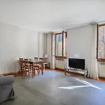 Santa Croce 2 Bedroom
