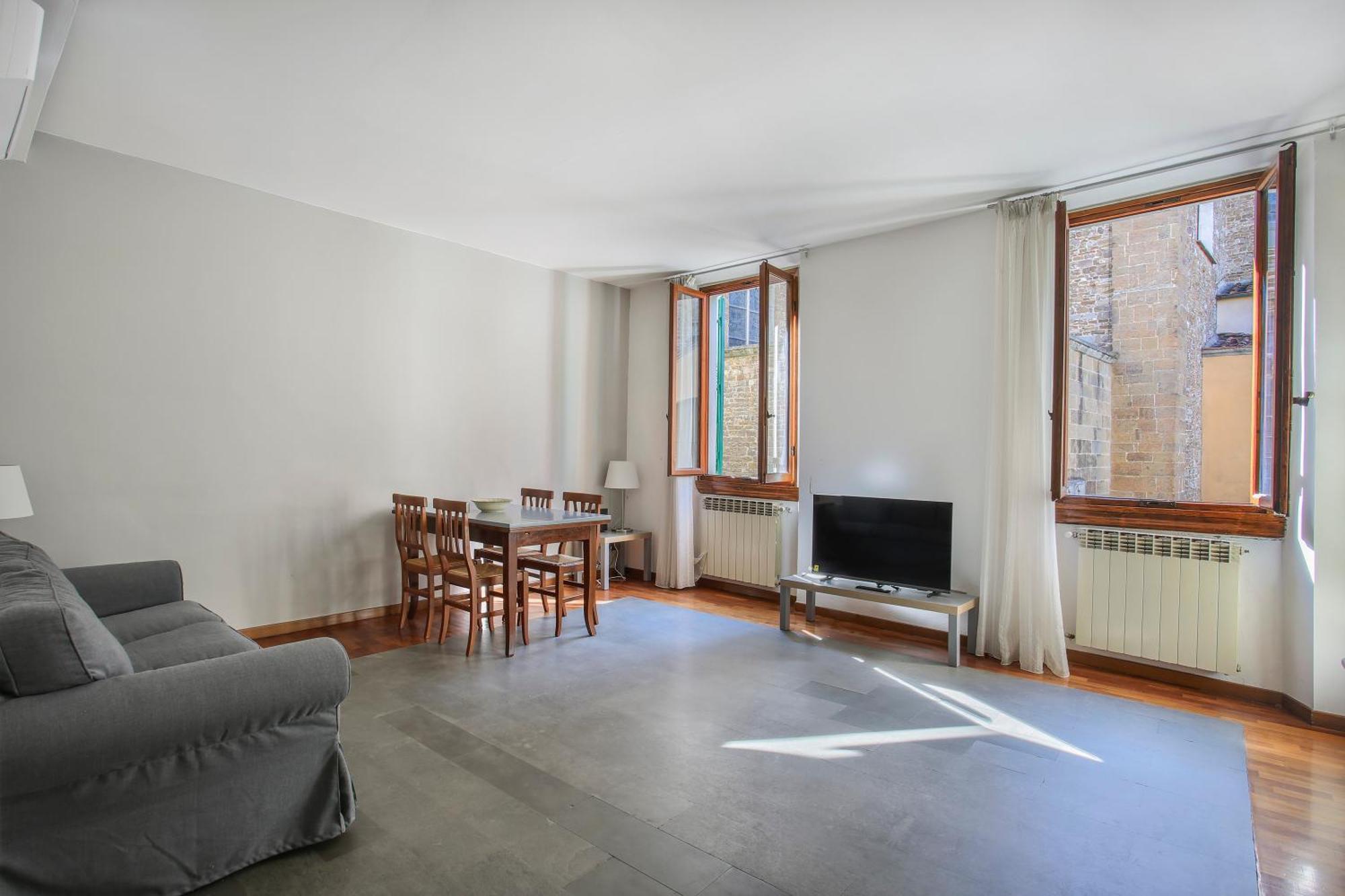 Santa Croce 2 Bedroom * Firenze