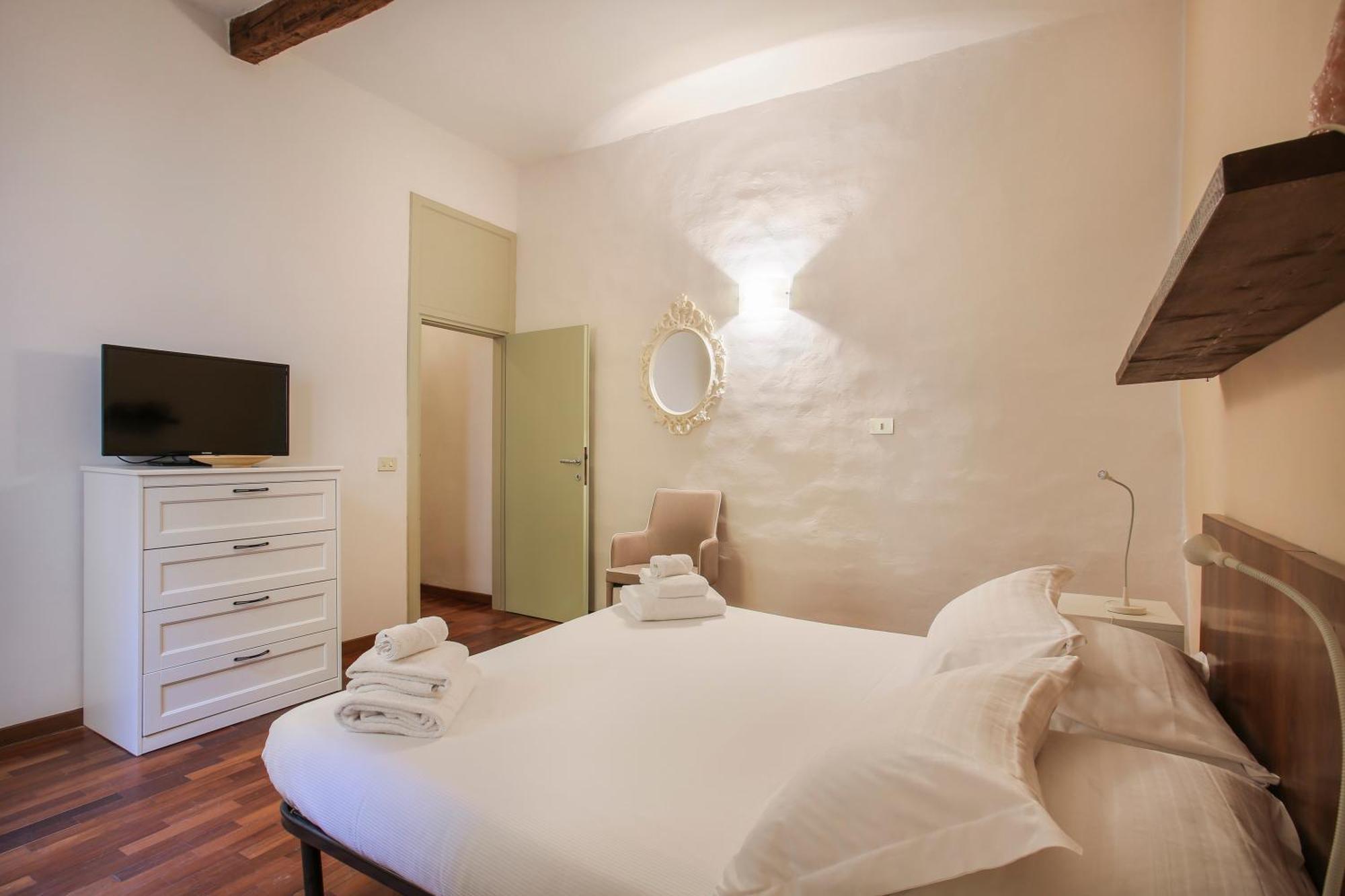 Appartamento Santa Croce 2 Bedroom Firenze